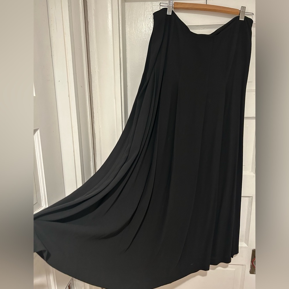 Black Eileen Fisher 100% Silk Skirt